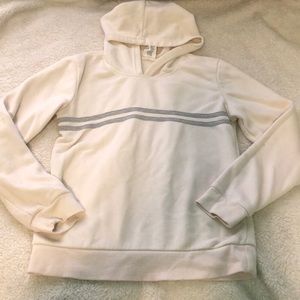 Tillys hoodie sweater
